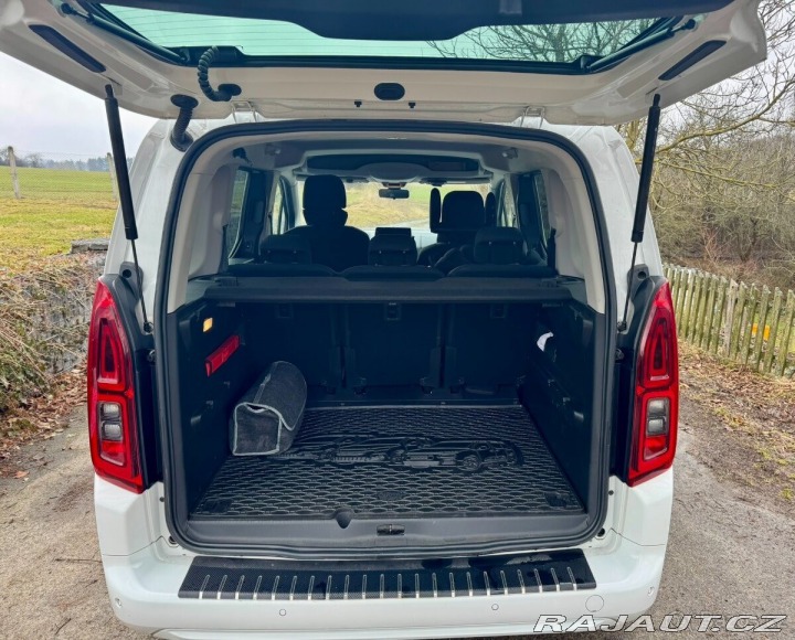 Opel Combo 1,2   Life (E) L1 krátká, 2021