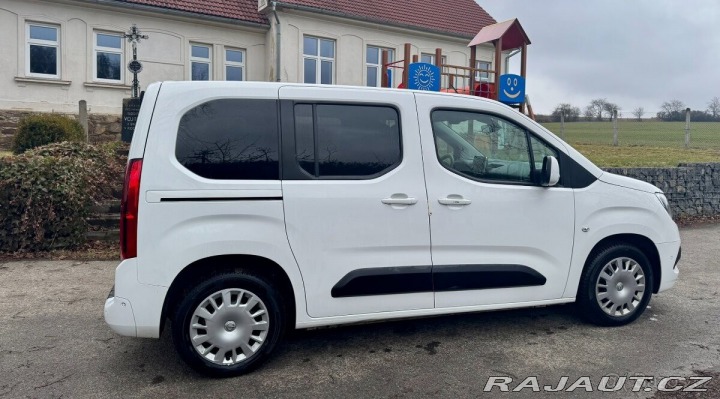 Opel Combo 1,2   Life (E) L1 krátká, 2021