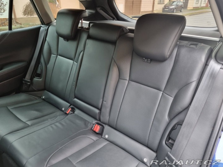 Subaru Outback 2,4   Touring + Tažné 1800