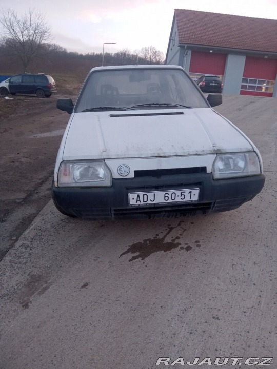 Škoda Favorit Prodám Škoda Favorit r.v. 1988