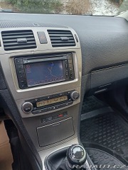 Toyota Avensis 2,0   D-4D 93 kw 2011