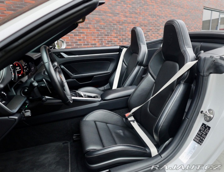 Porsche Ostatní modely 911 Carrera Cabrio 992 4S | Sport Chrono 2019