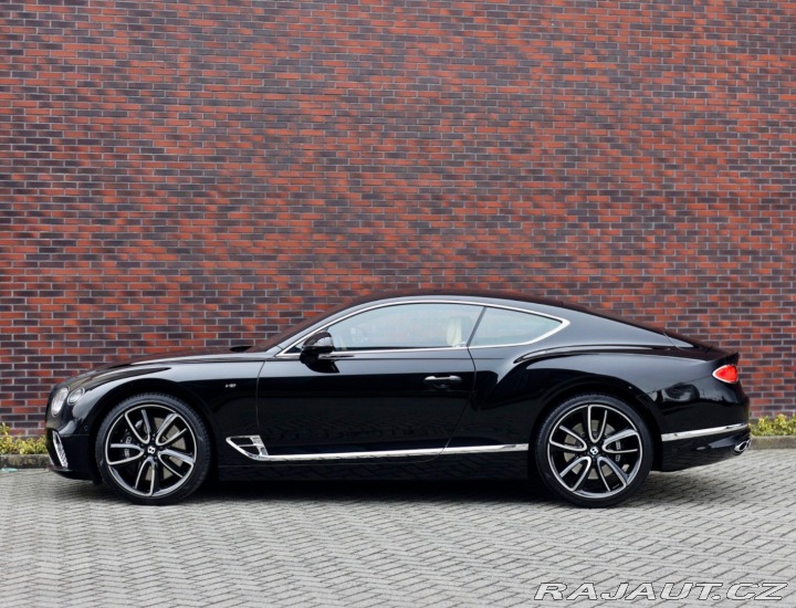 Bentley Continental 4.0 V8 440 KW 4x4| Nočné 2020