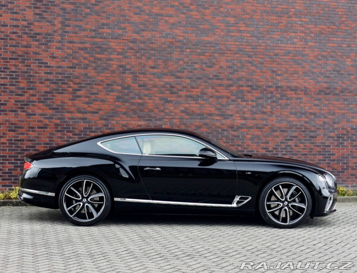 Bentley Continental 4.0 V8 440 KW 4x4| Nočné 2020