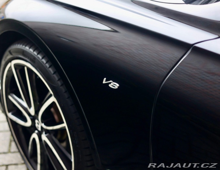 Bentley Continental 4.0 V8 440 KW 4x4| Nočné 2020