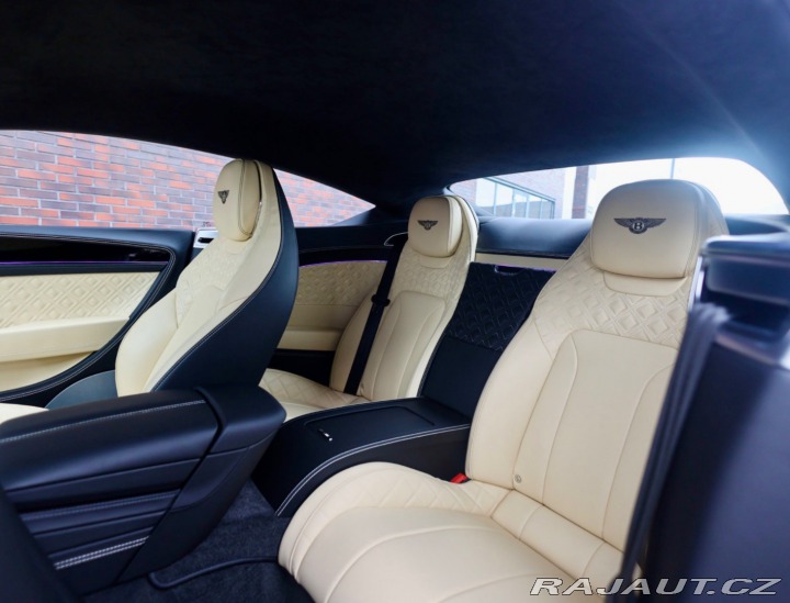 Bentley Continental 4.0 V8 440 KW 4x4| Nočné 2020