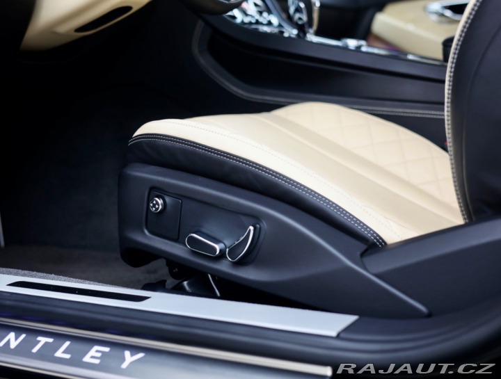 Bentley Continental 4.0 V8 440 KW 4x4| Nočné 2020