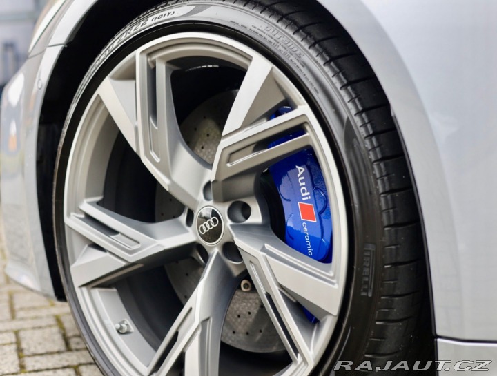 Audi RS6 Avant  4.0 TFSI V8 quattr 2023