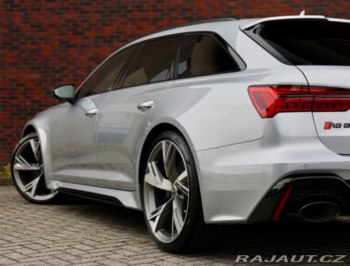 Audi RS6 Avant  4.0 TFSI V8 quattr 2023