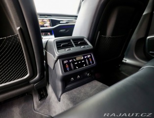 Audi RS6 Avant 4.0 TFSI V8 quattr 2023