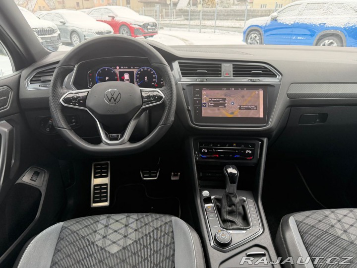 Volkswagen Tiguan Allspace R-line 147kW Tažné Matrix 2021