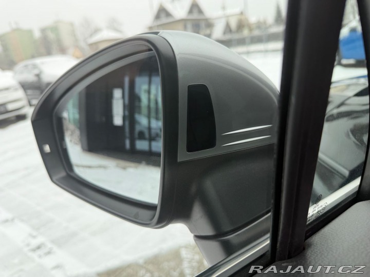 Volkswagen Tiguan Allspace R-line 147kW Tažné Matrix 2021