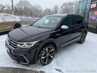 Volkswagen Tiguan Allspace R-line 147kW Tažné Matrix 2021