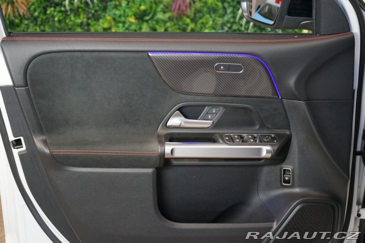 Mercedes-Benz GLB 200d*AMG*LED*KAMERA*CARPL 2021