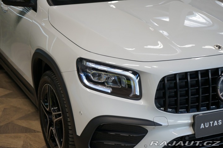 Mercedes-Benz GLB 200d*AMG*LED*KAMERA*CARPL 2021