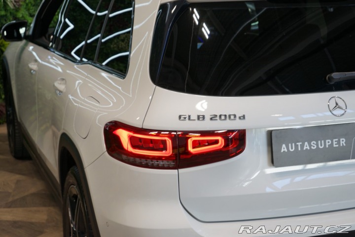 Mercedes-Benz GLB 200d*AMG*LED*KAMERA*CARPL 2021