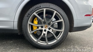 Porsche Cayenne Turbo 2019