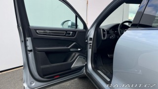 Porsche Cayenne Turbo 2019