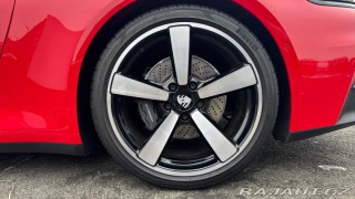 Porsche 911 Carrera 2025