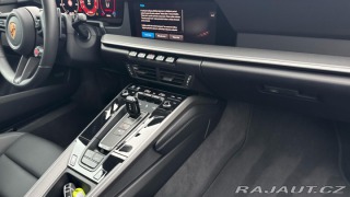 Porsche 911 Carrera 2025