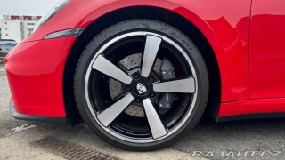 Porsche 911 Carrera 2025