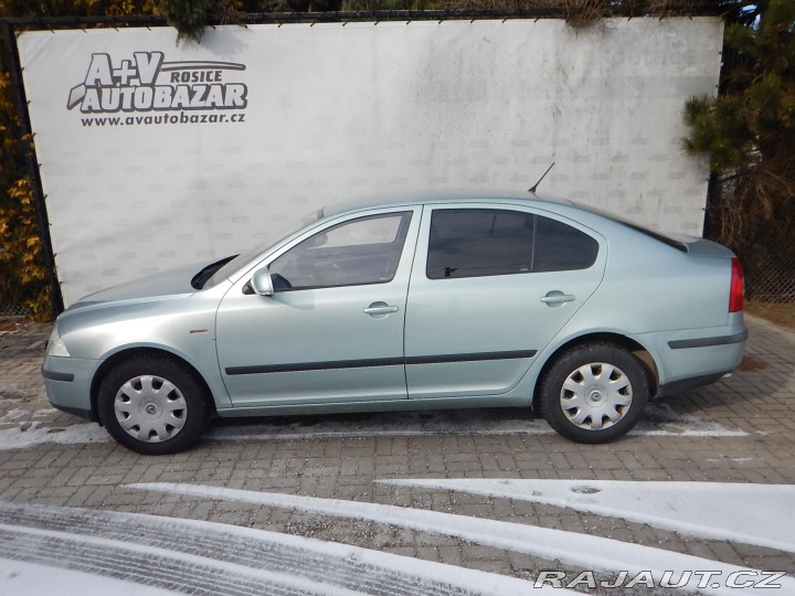 Škoda Octavia II 1.6i, 75 kW, ČR, 1. MA 2011