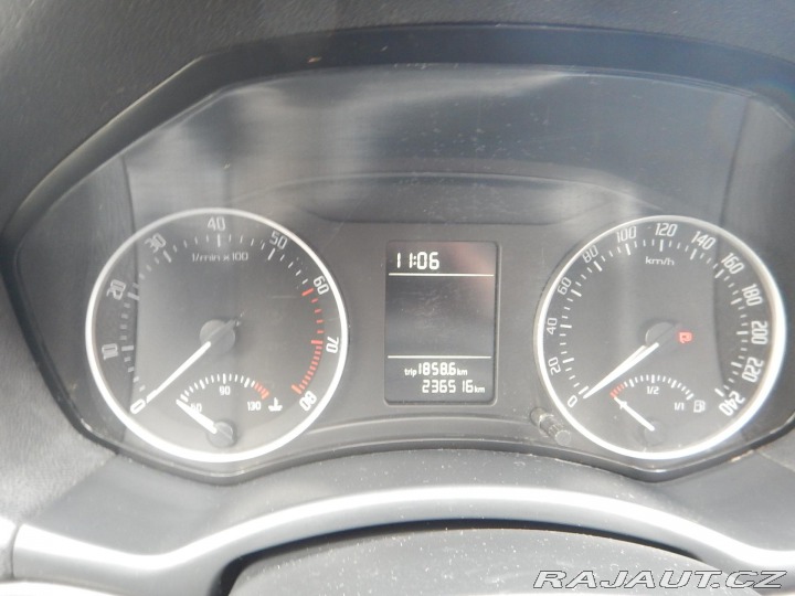 Škoda Octavia II 1.6i, 75 kW, ČR, 1. MA 2011