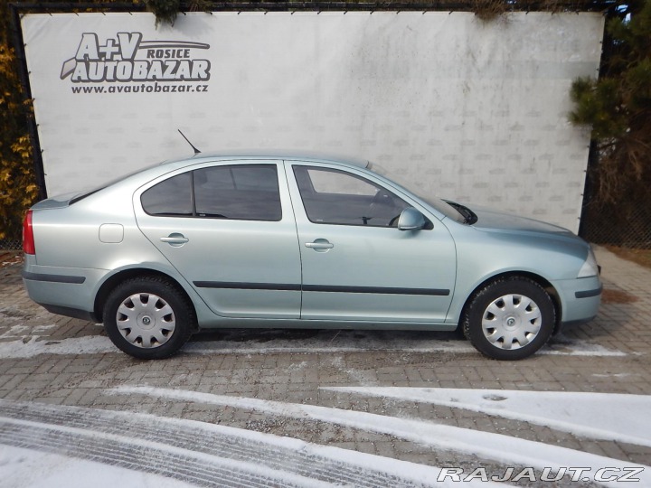 Škoda Octavia II 1.6i, 75 kW, ČR, 1. MA 2011
