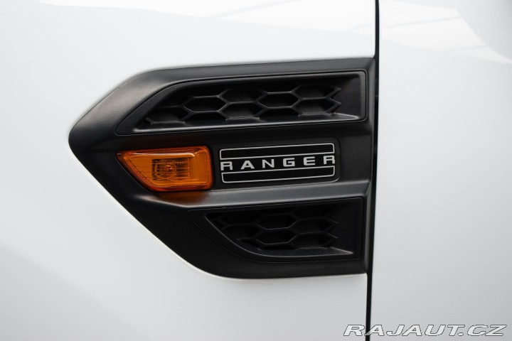 Ford Ranger 2.0 XLT*Naviják*4x4*TAŽNÉ 2020