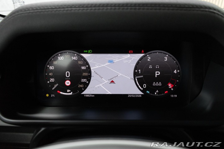 Land Rover Defender 110 D300 SE *ZÁRUKA*TAŽNÉ 2023