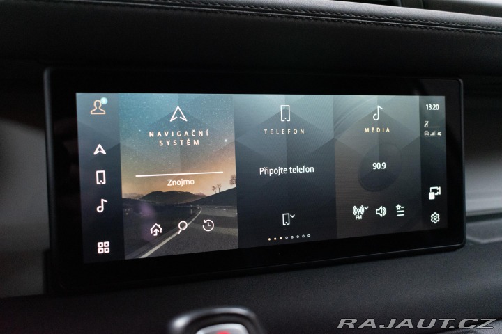 Land Rover Defender 110 D300 SE *ZÁRUKA*TAŽNÉ 2023