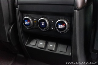 Land Rover Defender 110 D300 SE *ZÁRUKA*TAŽNÉ 2023