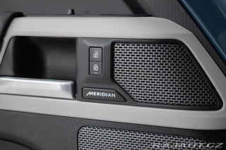 Land Rover Defender 110 D300 SE *ZÁRUKA*TAŽNÉ 2023