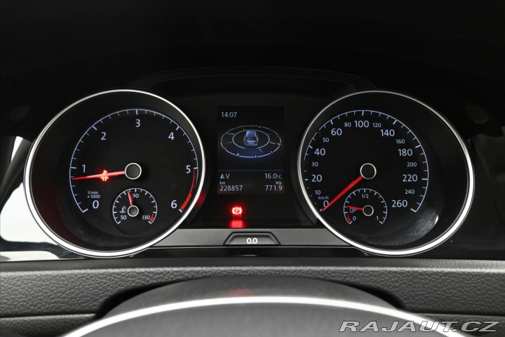 Volkswagen Golf 1,6 TDI 81kW Allstar Záru 2016