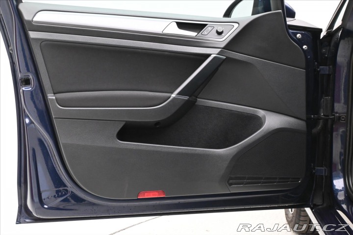 Volkswagen Golf 1,6 TDI 81kW Allstar Záru 2016