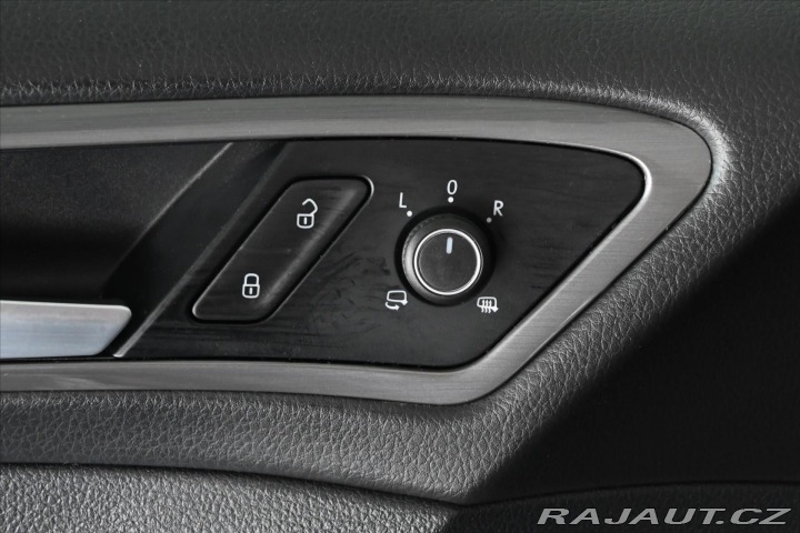 Volkswagen Golf 1,6 TDI 81 kW Allstar Zár 2016