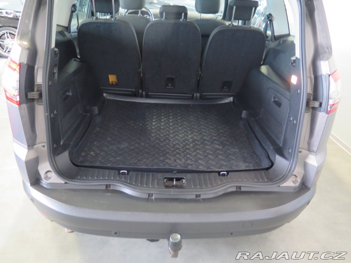 Ford S-MAX 2.0TDCi,navi,výhřev,tažné 2013