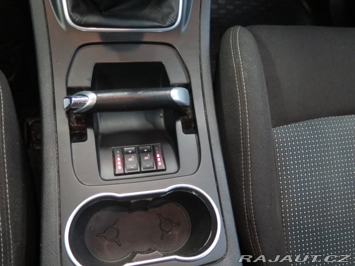 Ford S-MAX 2.0TDCi,navi,výhřev,tažné 2013