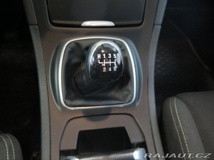 Ford S-MAX 2.0TDCi,navi,výhřev,tažné 2013