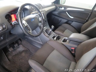 Ford S-MAX 2.0TDCi,navi,výhřev,tažné 2013