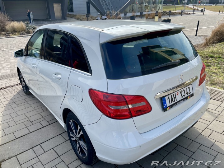 Mercedes-Benz B 180 CDI 2014