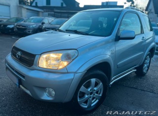 Toyota RAV4  2005