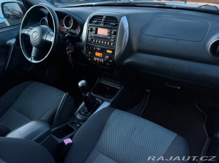 Toyota RAV4  2005