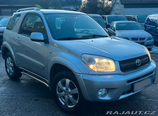 Toyota RAV4  2005