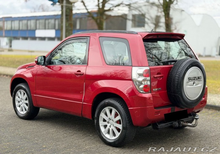 Suzuki Grand Vitara  2010