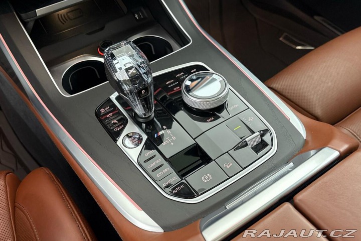 BMW X7 M50i 2021