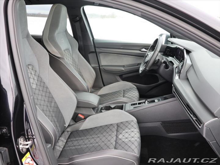 Volkswagen Golf 2,0 TDI DSG R-line Virtua 2022