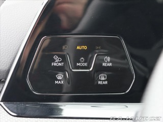 Volkswagen Golf 2,0 TDI DSG R-line Virtua 2022