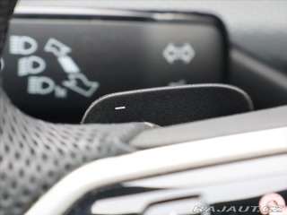 Volkswagen Golf 2,0 TDI DSG R-line Virtua 2022