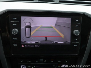 Volkswagen Passat 2,0 TDI 110kW DSG Navi DP 2022